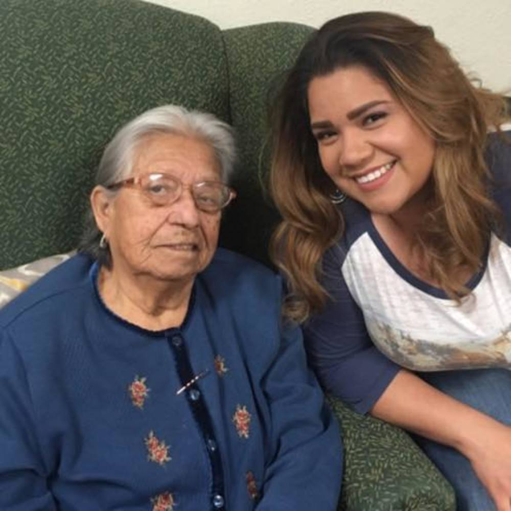 Meet your Posher, Maria